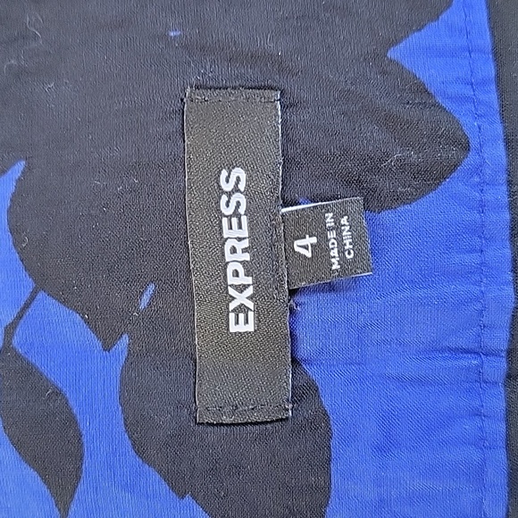 Express mini skirt - Picture 3 of 3